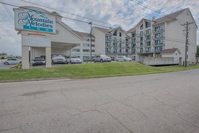 Best Western Plus Apple Valley Lodge Pigeon Forge
