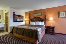 Mountain Vista Inn & Suites