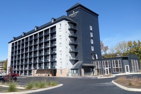 Country Inn & Suites by Radisson, Pigeon Forge South, TN