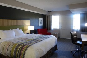 Country Inn & Suites by Radisson, Pigeon Forge South, TN