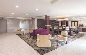 La Quinta Inn & Suites by Wyndham Knoxville North I-75
