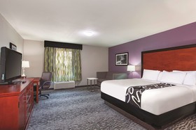 La Quinta Inn & Suites by Wyndham Knoxville North I-75