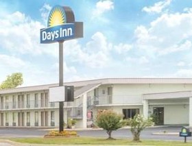 Days Inn by Wyndham Ripley