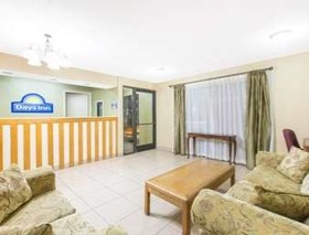 Days Inn by Wyndham Ripley