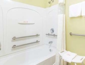 Days Inn by Wyndham Ripley