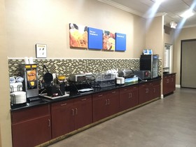 Comfort Inn & Suites