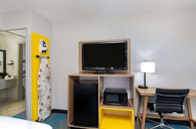 Days Inn by Wyndham Savannah