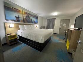 Days Inn by Wyndham Savannah