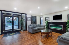 Days Inn by Wyndham Savannah