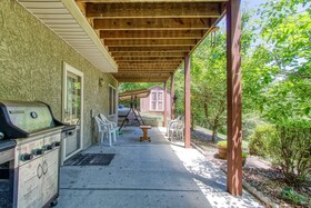 Bluebirds Song by HoneyBearCabins