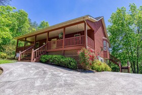 Bluebirds Song by HoneyBearCabins