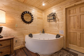 Emilys Hideaway Cabin