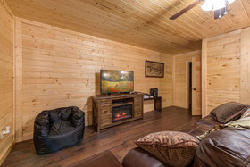 Emilys Hideaway Cabin