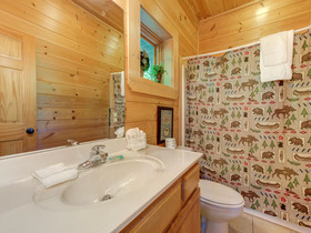 Misty Mountain Hideaway