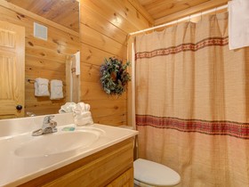 Misty Mountain Hideaway