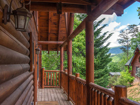 Misty Mountain Hideaway