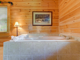 Misty Mountain Hideaway