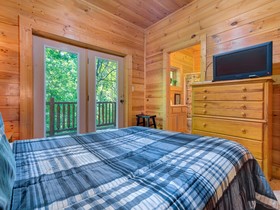 Misty Mountain Hideaway