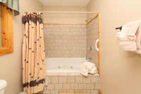 Mountain Shadow Lodge