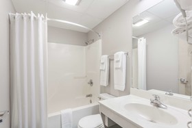 Super 8 by Wyndham Sevierville Riverside