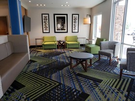 Holiday Inn Express & Suites Nashville North - Springfield