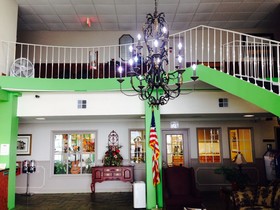 Hilltop Hotel