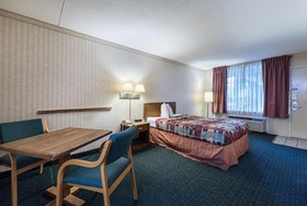 OYO Hotel Sweetwater TN West