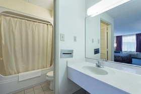 OYO Hotel Sweetwater TN West