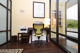 Best Western Cades Cove Inn