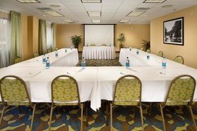 Holiday Inn Express Tullahoma