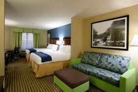 Holiday Inn Express Tullahoma