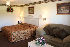 Country Hearth Inn & Suites - Union City