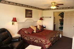 Country Hearth Inn & Suites - Union City