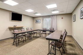 MainStay Suites