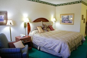 Grand Vista Hotel & Suites