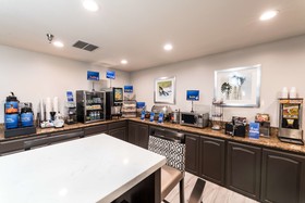Best Western Abilene Inn & Suites