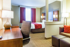 Comfort Suites