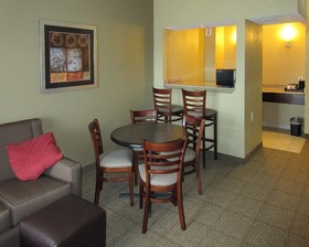 Comfort Suites