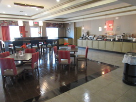 Comfort Suites