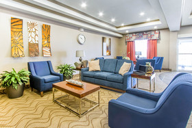 Comfort Suites