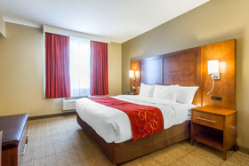 Comfort Suites
