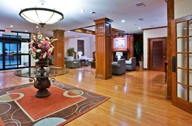 Holiday Inn Express & Suites Dallas-Addison