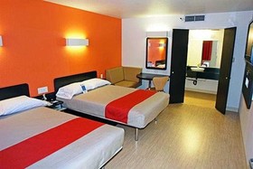 Motel 6 Dallas - Addison