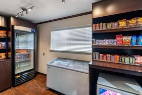 Quality Suites Addison-Dallas