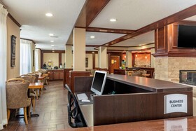 Quality Suites Addison-Dallas