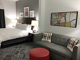 Pace Hotel Addison