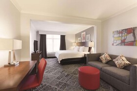 Pace Hotel Addison