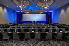 Renaissance Dallas Addison Hotel