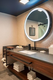 Renaissance Dallas Addison Hotel