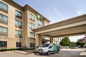 Holiday Inn Express & Suites Allen